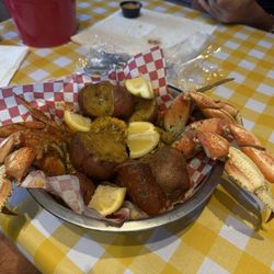 Tiny's House of Crabs - Dungeness Crab Platter