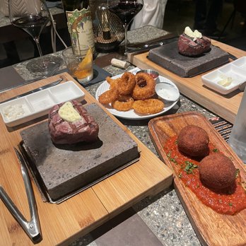 insideOUT - Australian Hot Stone Steak (8oz Filet) - Lounges Near Me - San Diego, California