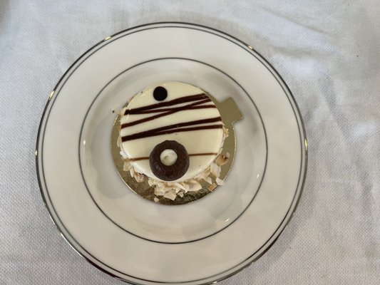 La Parisienne French Bistro by null