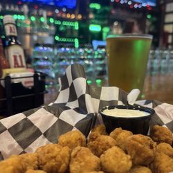 The Purcellville Pub - A nostalgic, easy choice appetizer! Paired with a Miller draft? Chef's kiss Popcorn Chicken With Ranch Dressing
