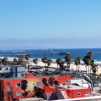 High Rooftop Lounge - Beautiful View! - Lounges Near Me - Venice, California