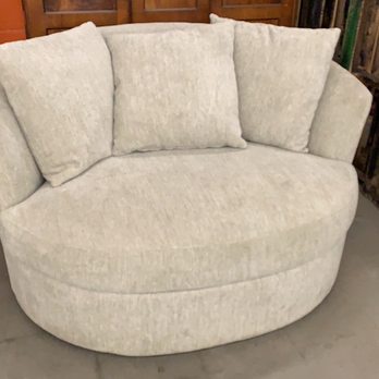 Gr8 Surplus Store - Some inventory up for bid in our March 10th sale. Bid online at TheHighBidderClub.HiBid.com - Home Decor Near Me - Irondale, Alabama Gr8 Surplus Store - Some inventory up for bid in our March 10th sale. Bid online at TheHighBidderClub.HiBid.com - Home Decor Near Me - Irondale, Alabama