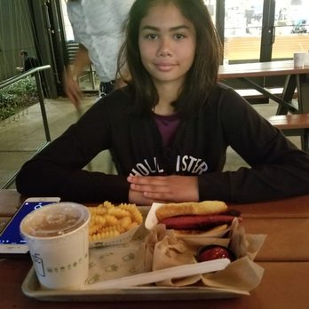 Shake Shack I-Drive - My baby's food - Ice Cream & Frozen Yogurt Near Me - Orlando, Florida Shake Shack I-Drive - My baby's food - Ice Cream & Frozen Yogurt Near Me - Orlando, Florida