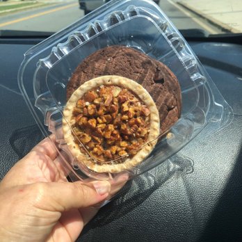 Agan's Bakery - Mini pie and chocolate cookie - Bakeries Near Me - Cartersville, Georgia Agan's Bakery - Mini pie and chocolate cookie - Bakeries Near Me - Cartersville, Georgia