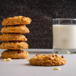 Diego’s Bakery  - Macadamia & White Chocolate Chip Cookies