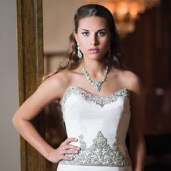 Pro Soto Beauty Studios - Makeup by Patsy (Indianapolis Monthly Bridal photoshoot)