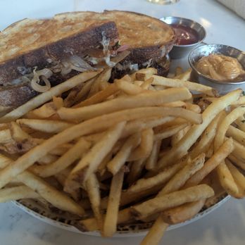 Sweetsalt - Shortrib sandwich - Sandwiches Near Me - Toluca Lake, California