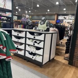DICK'S Sporting Goods