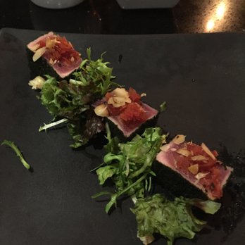 Bar Hideaway - Tuna appetizer at Zen - Cocktail Bars Near Me - Cancún, ROO