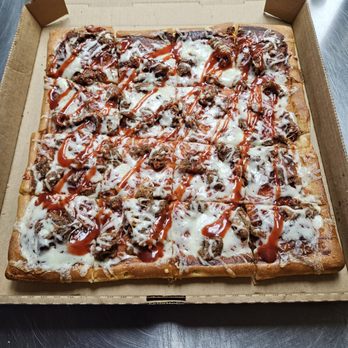 Gem City Pizza - Our Specialty Pizza, Gem City Pizza topped with Baby-Boyz Pulled Pork and Signature Sauce - Pizza Near Me - Toronto, Ohio Gem City Pizza - Our Specialty Pizza, Gem City Pizza topped with Baby-Boyz Pulled Pork and Signature Sauce - Pizza Near Me - Toronto, Ohio