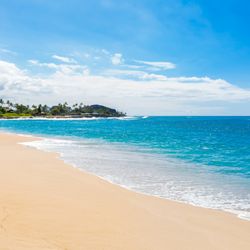 Ali'i Beach Rentals - Makaha Beach