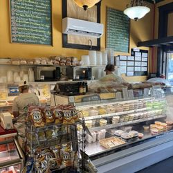 Carl's Deli - Order counter