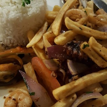 Chef Hornero Peruvian Restaurant Bar - Saltado de marisco - Peruvian Near Me - Bellflower, California Chef Hornero Peruvian Restaurant Bar - Saltado de marisco - Peruvian Near Me - Bellflower, California