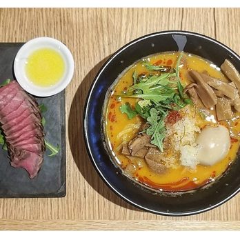 RYUS Noodle Bar - ROAST BEEF W.TRUFFLE OIL & SPICY MISO BROTH - Ramen Near Me - Toronto, Ontario