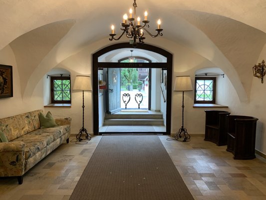 Schloss Prielau by null