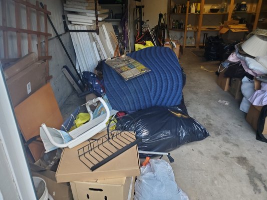 Garage Cleanouts - Garage Cleanouts, Tired of all the Clutter in your Garage, give us a call . Garage Cleanouts - Garage Cleanouts, Tired of all the Clutter in your Garage, give us a call .