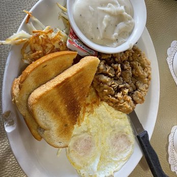 W Cafe - Chicken fried steak breakfast - Diners Near Me - Gunnison, Colorado