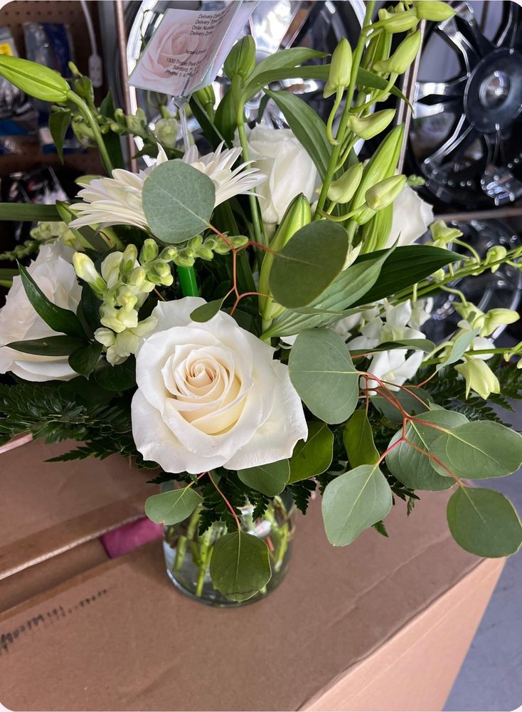 STANFORD FLORAL MARKETING 2921 S Orlando Dr, Sanford, Florida