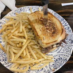 Five Loaves Cafe And Bakery