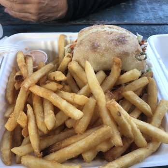 Earth Aloha Eats - Vegan bbq pulled pork and side of fries. - Vegan Near Me - Kahului, Hawaii