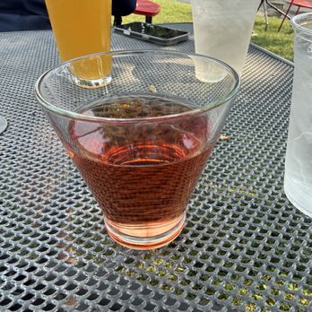 Burnt Field  - Huckleberry wine and the background drink is the Boardman Blonde. - Breweries Near Me - Boardman, Oregon