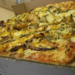 Chicken Rustica pizza