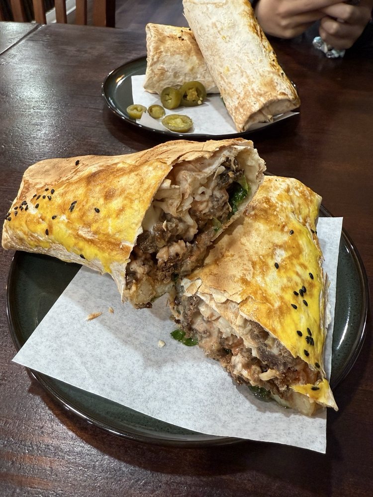 Food from Shawarma 1