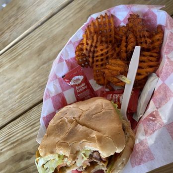 Bent Rim Grill - Softtail burger and sweet potato fries. - Fast Food Near Me - Leakey, Texas Bent Rim Grill - Softtail burger and sweet potato fries. - Fast Food Near Me - Leakey, Texas
