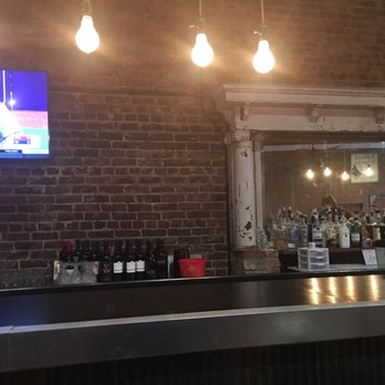 Hubbard's Off Main - Southern Near Me - Oxford, Alabama