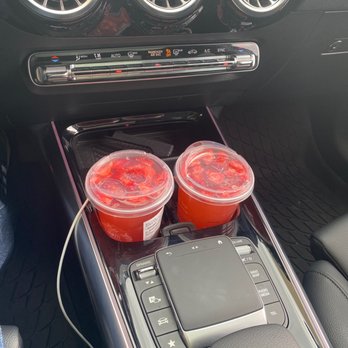 Starbucks - Strawberry, lemonade, refresher - Coffee & Tea Near Me - Milwaukie, Oregon Starbucks - Strawberry, lemonade, refresher - Coffee & Tea Near Me - Milwaukie, Oregon