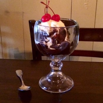 Alchemy - Brownie Sundae - New American Near Me - Murphys, California