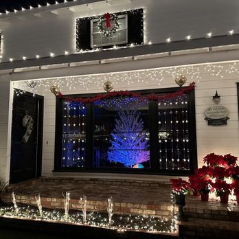 Christmas Tree Lane - Festivals Near Me - San Carlos, California