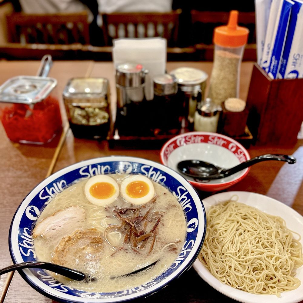 博多 らーめん shin shin 博多 デイトス 店