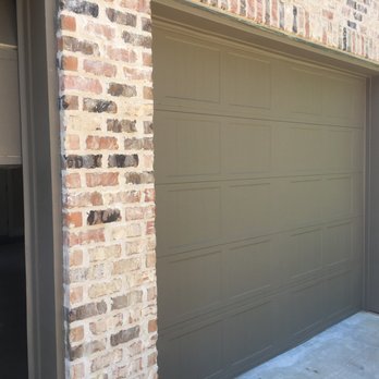 Pixley's Painting Pressurewashing Plus - a garage door - Painters Near Me Pixley's Painting Pressurewashing Plus - a garage door - Painters Near Me
