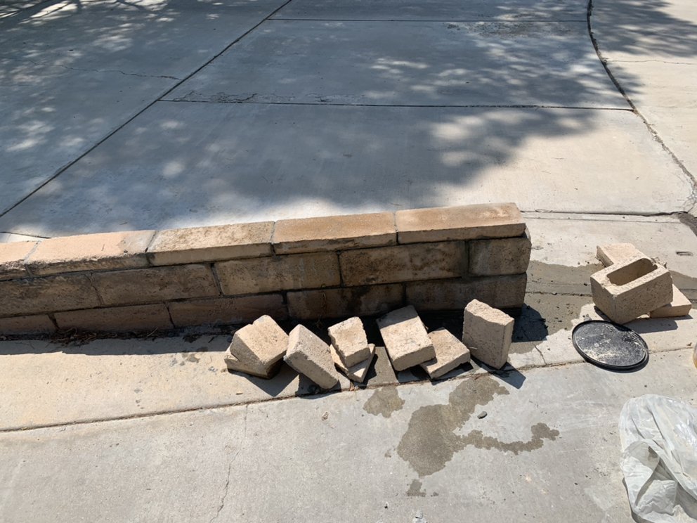 Slide of Mario Handyman