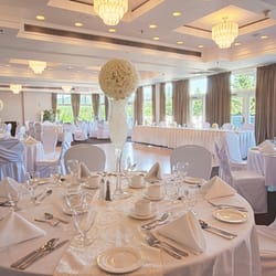 Manoir des Sables - Salle de réception fenêtrée
