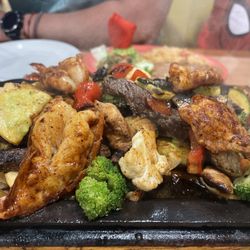 Puerto Vallarta Tex-Mex & Bar - Parillada