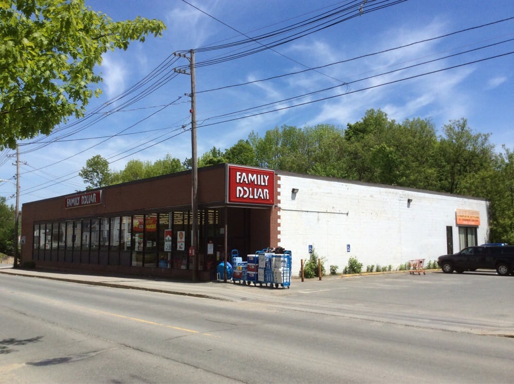 FAMILY DOLLAR STORE Updated June 2024 716 Railroad St, St