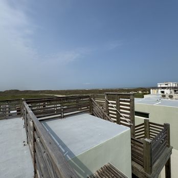 Lively Beach - Vacation Rentals Near Me - Corpus  Christi, Texas
