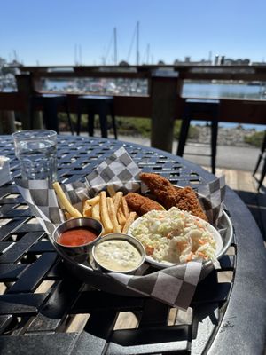 Café Marina & Woodley's Bar by null