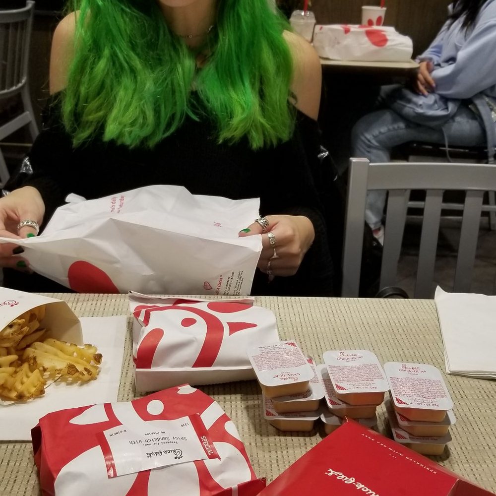 Chick-fil-A - Spicy vs regular + just enough chick-fil-a sauce! - Fast Food Near Me - Pleasanton, California