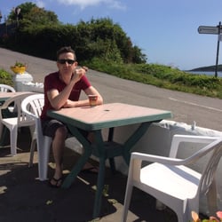 Angela's Shop & Coffee Dock - Outdoor seating