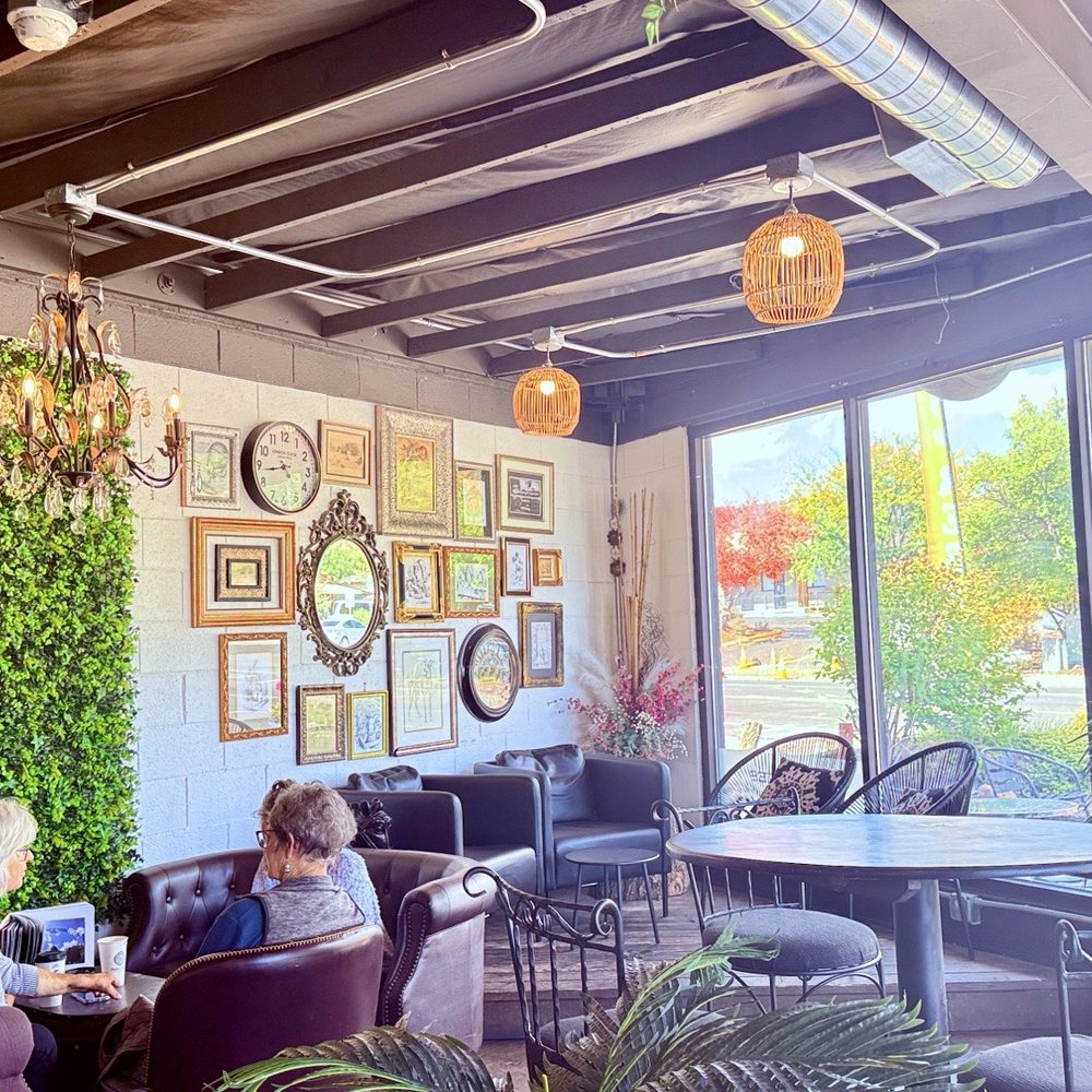 Cedar House - Coffee & Tea Near Me - Flagstaff, Arizona