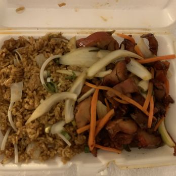 Hunan Palace - a take out container of food - Restaurants Near Me - Philadelphia, Pennsylvania