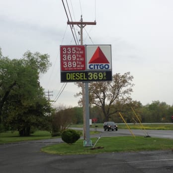 Mayhugh's Store - a gas station sign - Gas Stations Near Me - Amissville, Virginia Mayhugh's Store - a gas station sign - Gas Stations Near Me - Amissville, Virginia