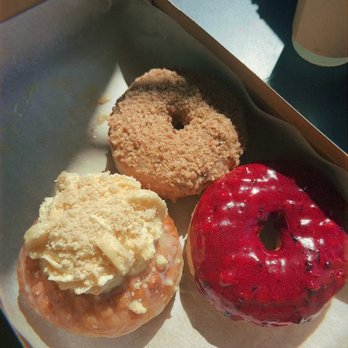 Oliboli Donuts - banoffee, bumbleberry, butter pecan - Donuts Near Me - Tustin, California Oliboli Donuts - banoffee, bumbleberry, butter pecan - Donuts Near Me - Tustin, California