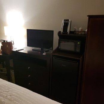 Clarion Inn - TV Microwave, keurig - Hotels Near Me - Cranberry Township, Pennsylvania