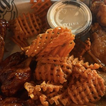 Big City Wings - Sweet Potato Fries, Chipotle BBQ & Buffalo Medium Bone-In Wings - Chicken Wings Near Me - Houston, Texas Big City Wings - Sweet Potato Fries, Chipotle BBQ & Buffalo Medium Bone-In Wings - Chicken Wings Near Me - Houston, Texas