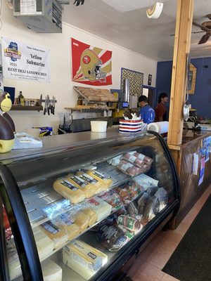 Yellow Submarine sandwich shop by null