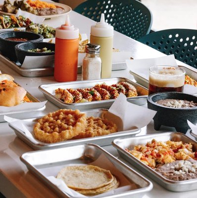 Tacos El Metro by null